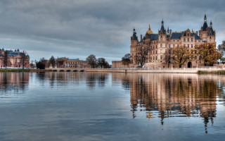 Large building lake forest cloudy - carl gustaf pilo free wallpaper