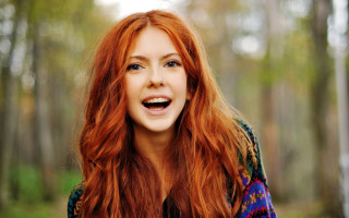 Woman red hair smiling forest - the wood free wallpaper