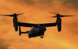 Large propeller plane cloudy sky 4 - sunset time free wallpaper
