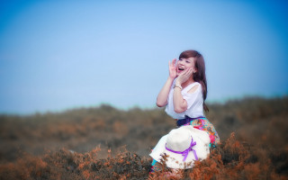 Woman field hat dress autumn - ding guanpeng free wallpaper
