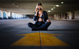Woman blonde jacket illusionism fashion - abstract illusionism free wallpaper