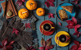 Autumn leaves butterfly food gloves - autumn free wallpaper