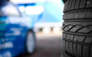 Tire closeup shallowbokeh blue sky - a stock photo free wallpaper