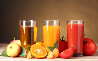 Fruit vegetables juice glasses food - glass free wallpaper