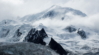 Mountain snow clouds bird lake - a mountain free wallpaper