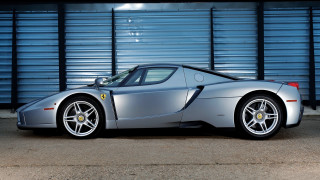 Silver sports car garage blue 2 - shutter free wallpaper