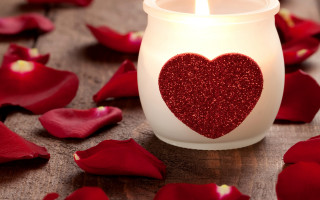 Candle heart rose petals romantic - a heart free wallpaper