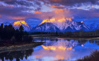 Mountain reflection lake sunset clouds 2 - a colorful sky free wallpaper