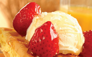 Waffle strawberries icecream orangejuice food - delaunay free wallpaper