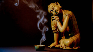 Bronze sculpture praying sitting smoke - tranquil free wallpaper