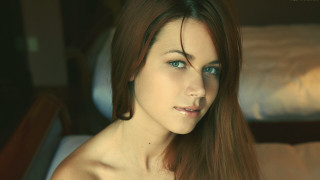 Eszter mattioni red hair blue - a white blanket free wallpaper