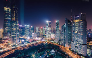 City night lights urban architecture - traffic free wallpaper