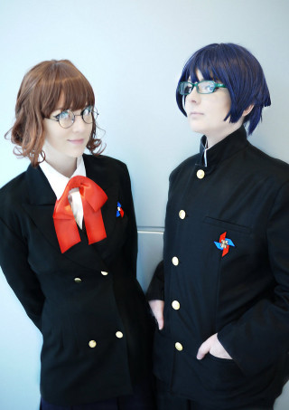 Two people black red wall - a red bow tie free wallpaper