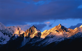 Mountain range clouds blue sky 7 - a mountain range free wallpaper
