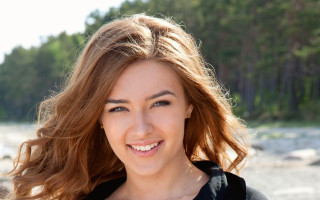 Elina karimova smiling nature river - elina karimova free wallpaper