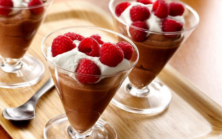 Raspberry cream desserts tray art - cream free wallpaper