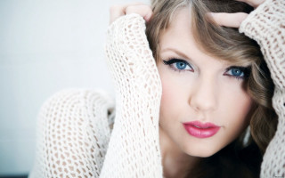 Woman blue eyes white sweater - a white sweater free wallpaper