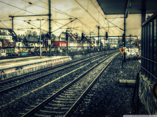 Train station graffiti building sign - city background free wallpaper