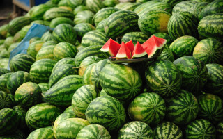 Watermelon slices market summer vibrancy - andries stock free wallpaper