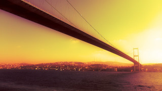 Bridge water city sky reflection - christo free wallpaper