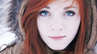 Woman blueeyes hoodedjacket serious portrait - blue eye free wallpaper