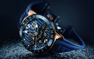 Blue watch gold case black - gold free wallpaper for desktop