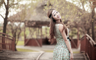 Woman dress bridge park bokeh - a woman in a dress free wallpaper