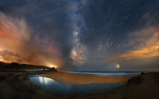 Night sky lighthouse beach stars - a night sky free wallpaper