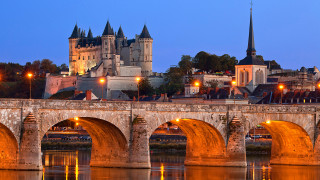 Castle bridge night lights autumn - a castle in the background free wallpaper