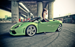Woman green sports car bridge - a bridge in the background free wallpaper