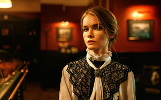 Woman veil blouse restaurant piano - art nouveau fashion free wallpaper