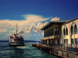 Boat building water pier traveling - past free wallpaper