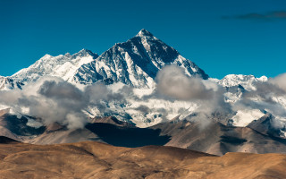 Mountain snowcapped clouds beach horizon - 4k uhd image free wallpaper
