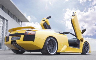 Yellow sports car open doors - its door free wallpaper