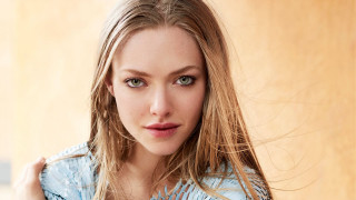 Woman longhair blueeyes portrait constance - a picture free wallpaper