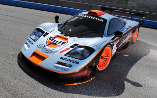 Race car blue wall orange - a race car free wallpaper