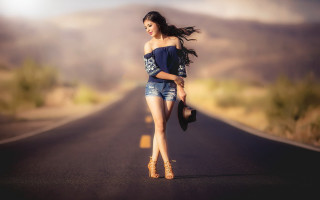 Woman shorts top hat purse - araceli gilbert free wallpaper