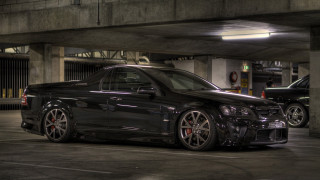 Black car parking garage clock - a parking meter free wallpaper