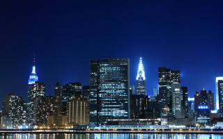 City skyline night reflection bridge - a reflection free wallpaper