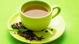 Cup tea leaf saucer green 2 - a leaf free wallpaper