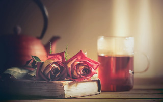 Book roses tea table kettle - rose free wallpaper