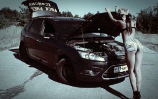 Woman short shorts car hood - a hood open free wallpaper