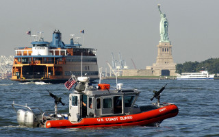 Red boat statue liberty ocean - a red boat free wallpaper