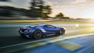 Blue sports car sunset motion - f 8 aperture free wallpaper