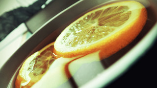 Orange slice bowl water black - a black handle free wallpaper