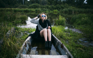 Woman boat swamp lake trees - swampy free wallpaper