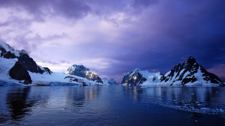 Mountain snow lake purple sunset - a purple sky above free wallpaper