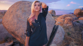 Woman rock cactus fashion portrait - a large rock free wallpaper