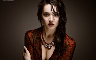 Elina karimova leesha hannigan portrait - leesha hannigan free wallpaper for desktop