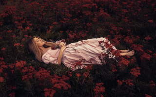 Woman flower field bird dreamlike - brooke shaden free wallpaper